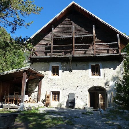 Maison Carail Nevache 14 Personnes Exterior foto